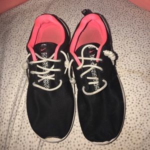 Nike Tennis Shoes🔹