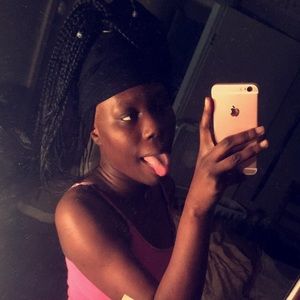 Meet your Posher, Hermene