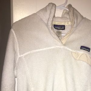 White Patagonia pullover