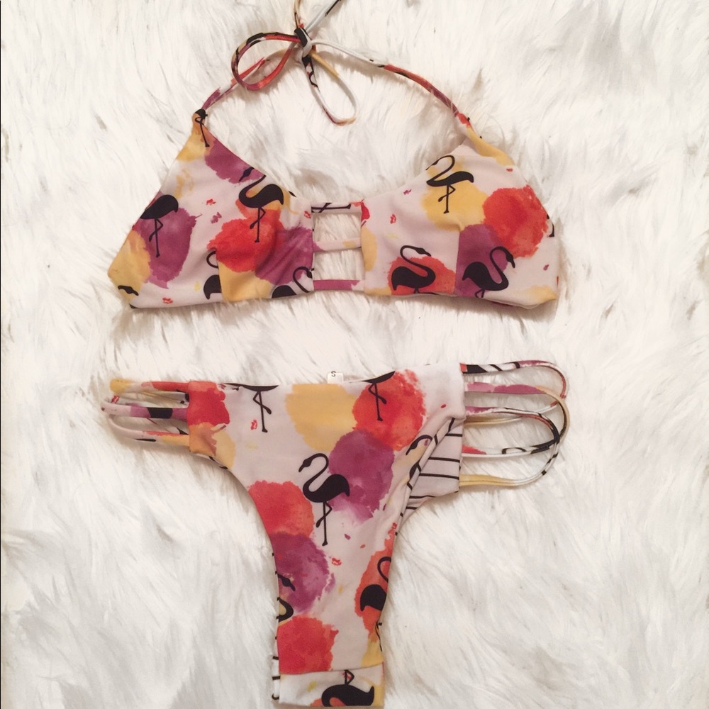 Reversible swimsuit