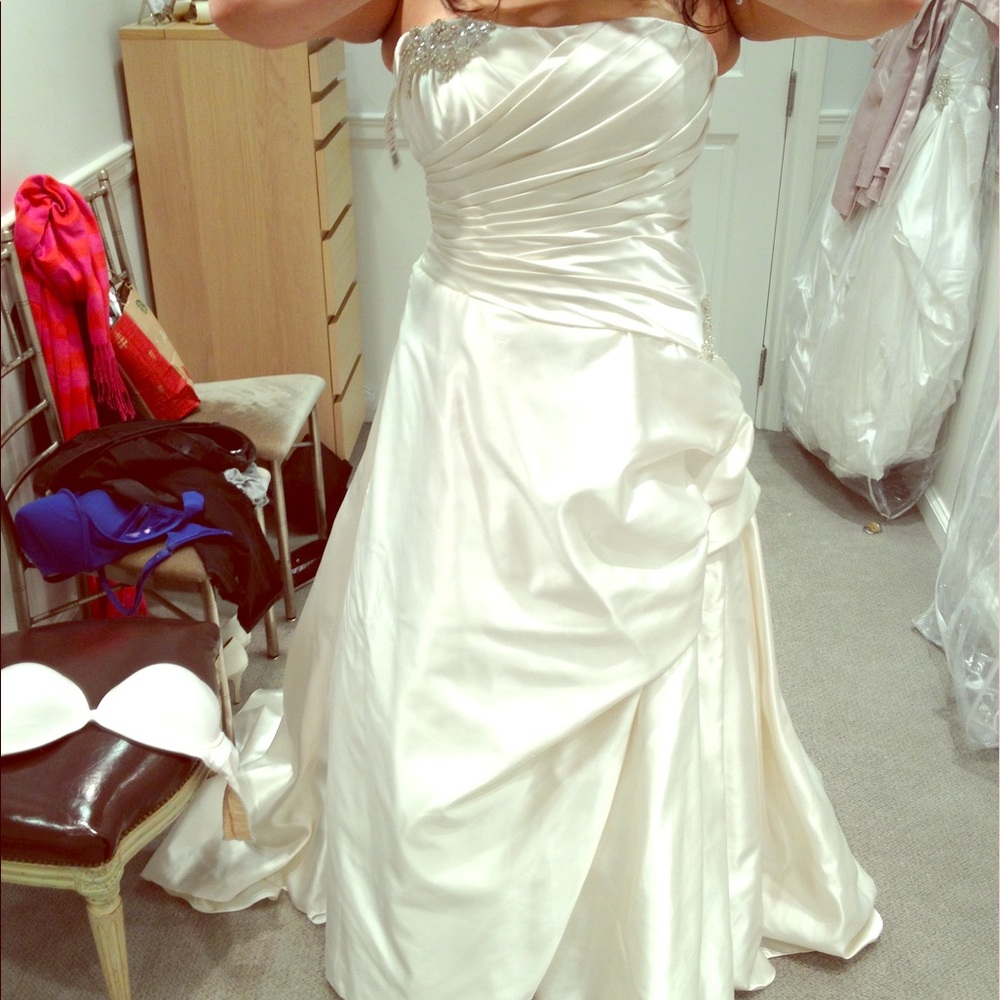 Brand New Wedding Dress