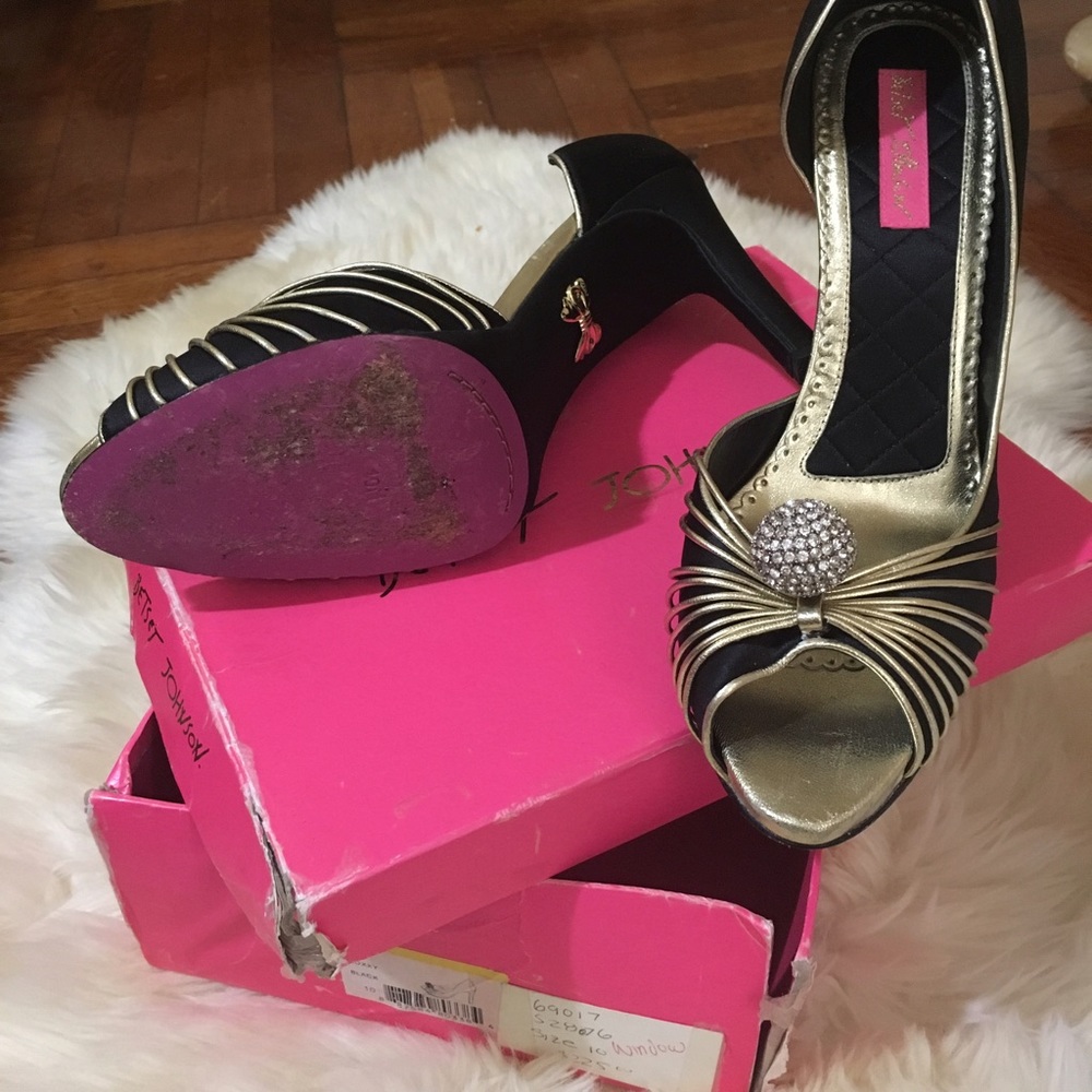 Betsy Johnson - image 2