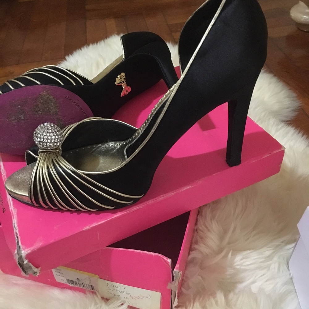 Betsy Johnson - image 3