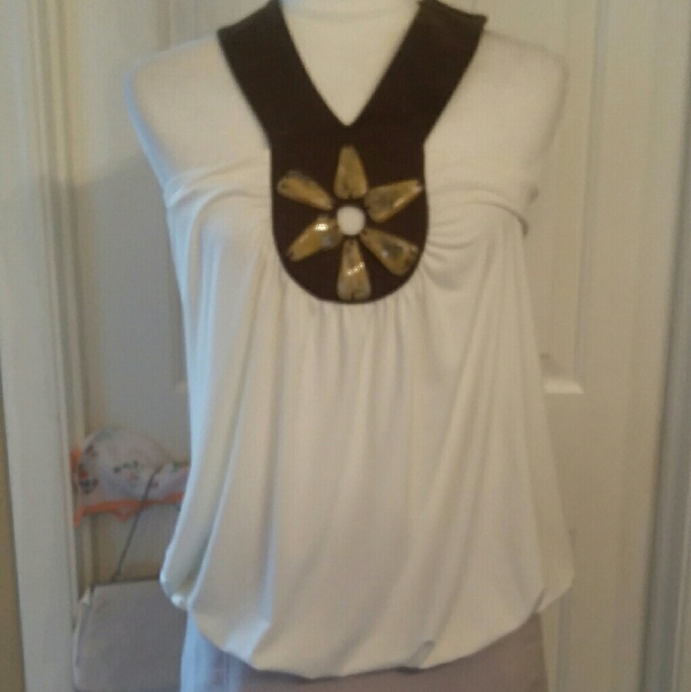 Alexandra Dillon top