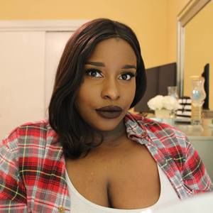 Meet your Posher, Jasmine