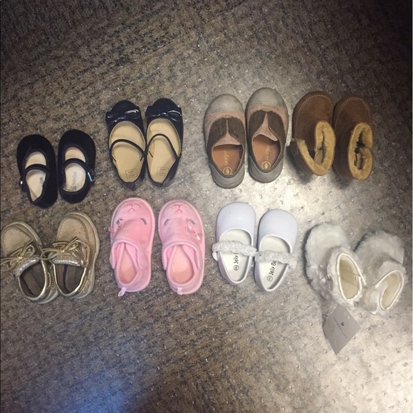 Baby shoes (girl) - Picture 1 of 2