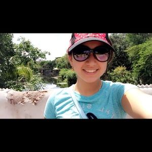 Meet your Posher, Katy