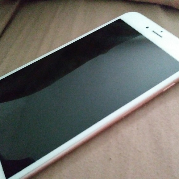 IPhone 6+ - Picture 1 of 2