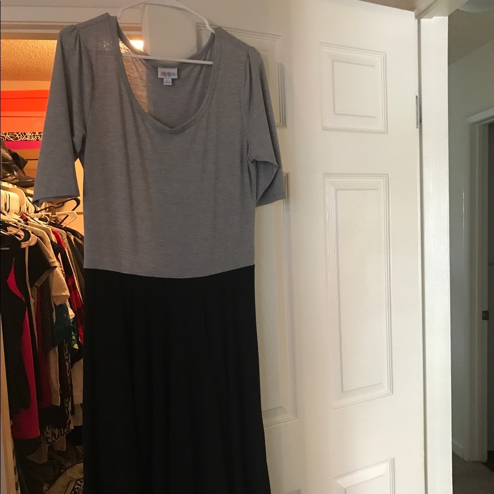 Lularoe Nicole dress. size large.
