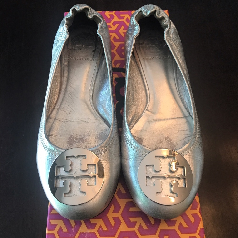 Tory Butch Reva Flats - silver- size 6.5