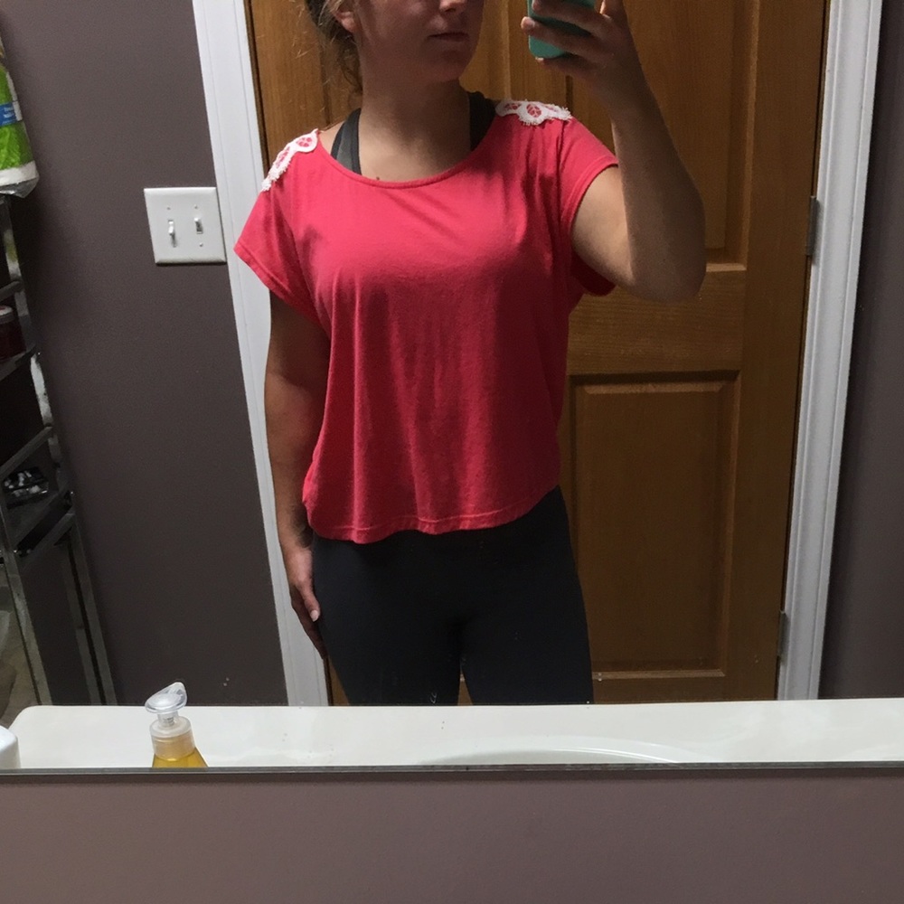 Forever21 Cropped Tee