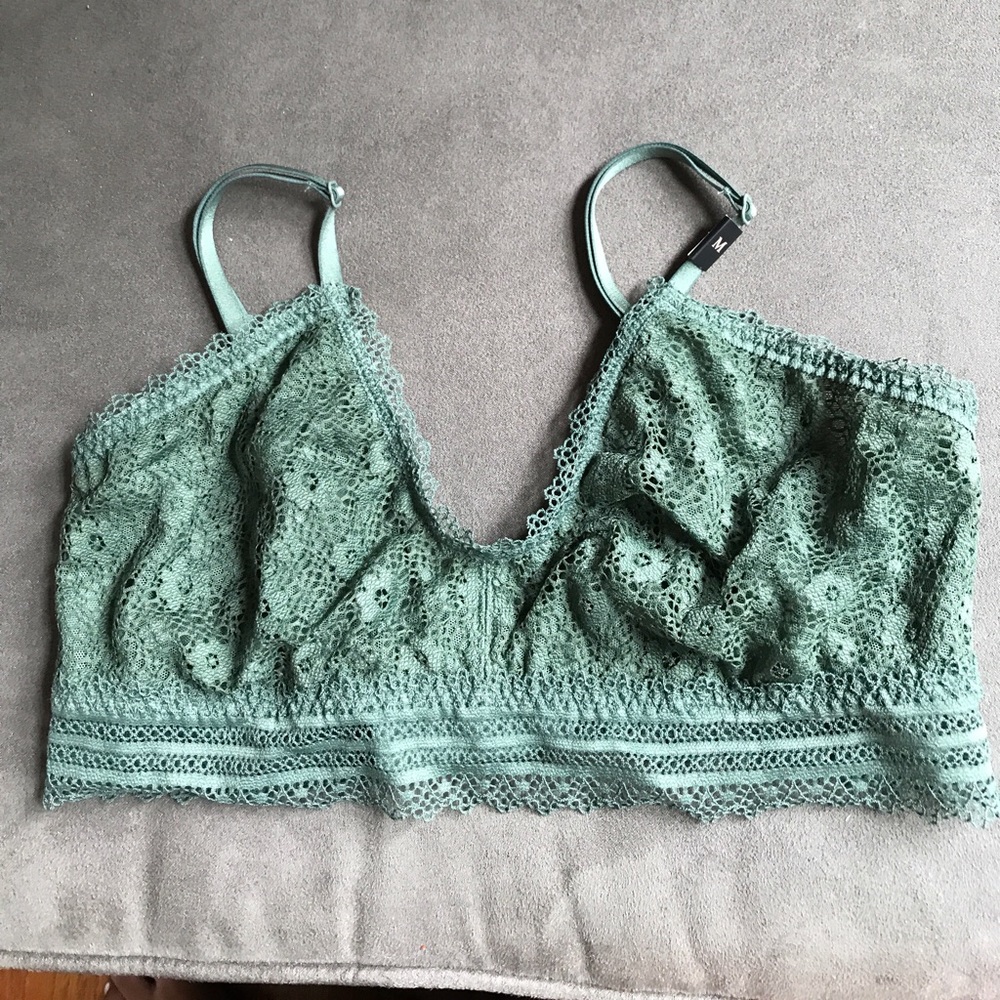 Brand new bralette never worn - Picture 1 of 2