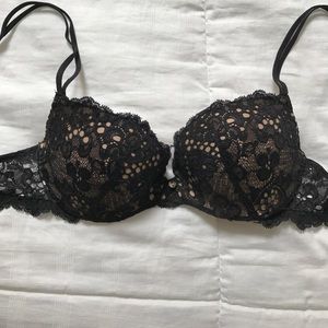 Victoria's Secret very sexy push up lace bra