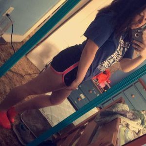 Meet your Posher, Kiley