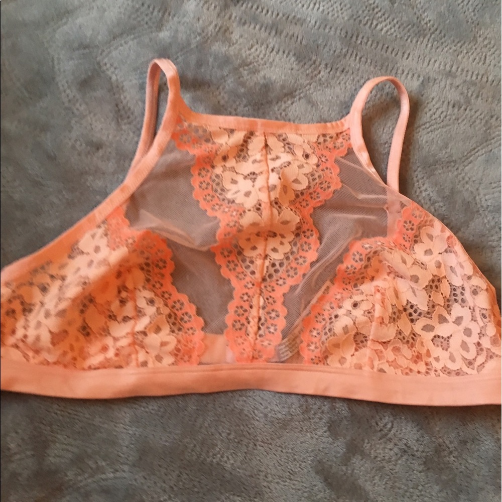 Victoria's Secret high neck bralette size large - Picture 5 of 5