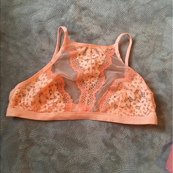 Victoria's Secret high neck bralette size large - Picture 3 of 5