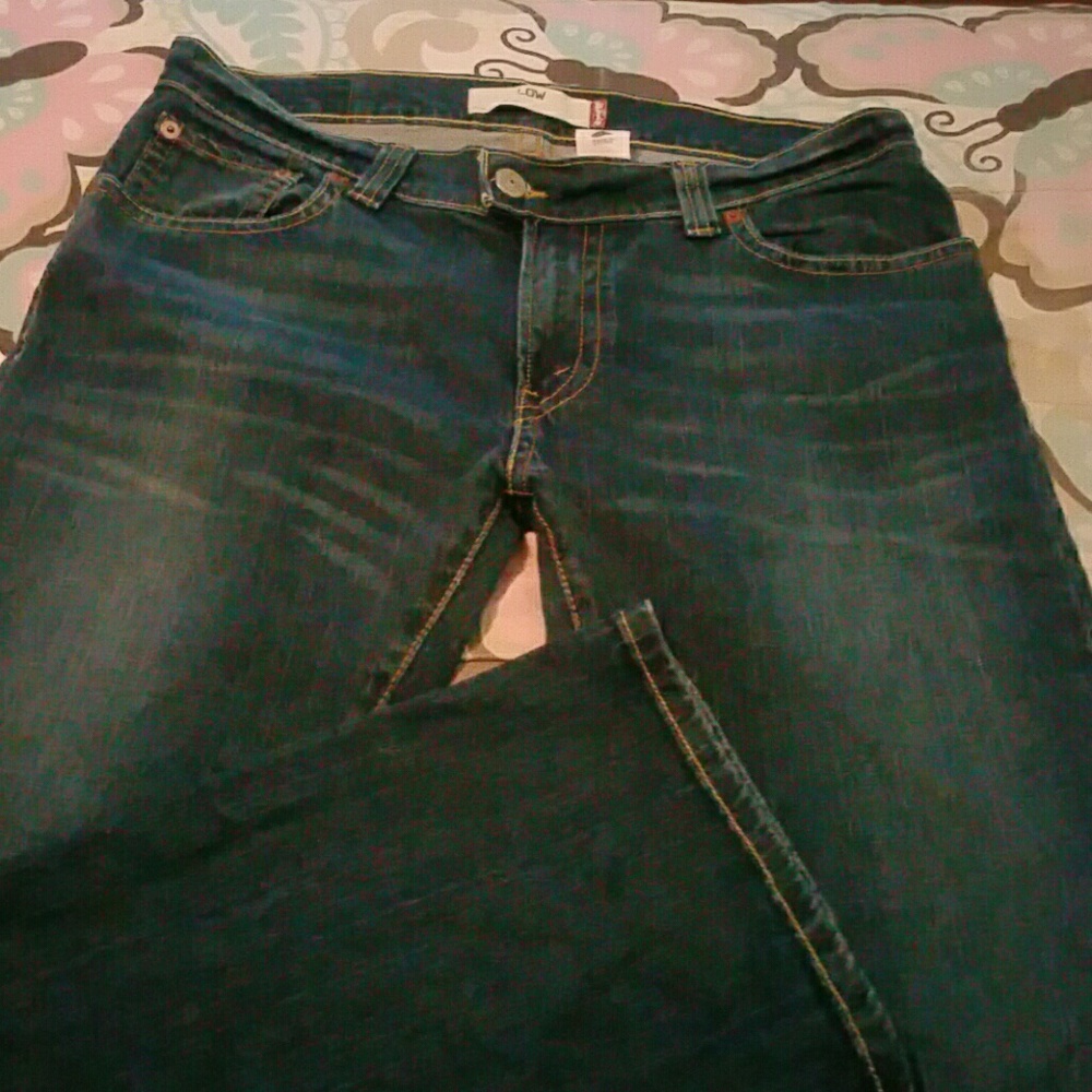 Levis Boot Cut Jean's Size 16