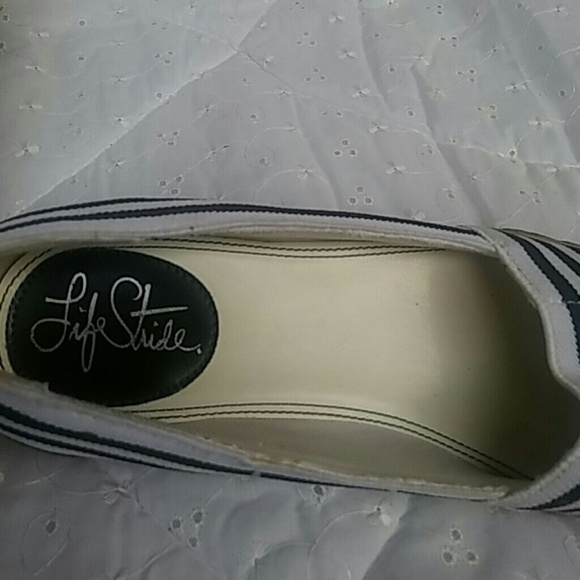 Life Stride low heel wedge shoes casual 7.5M - Picture 5 of 8