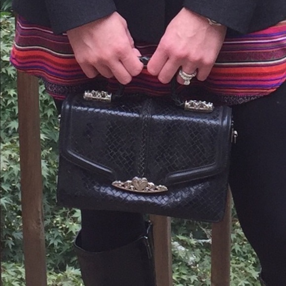 Vintage 90s. Black, NOT Brightonñpatent leather Handbag. - Picture 1 of 5