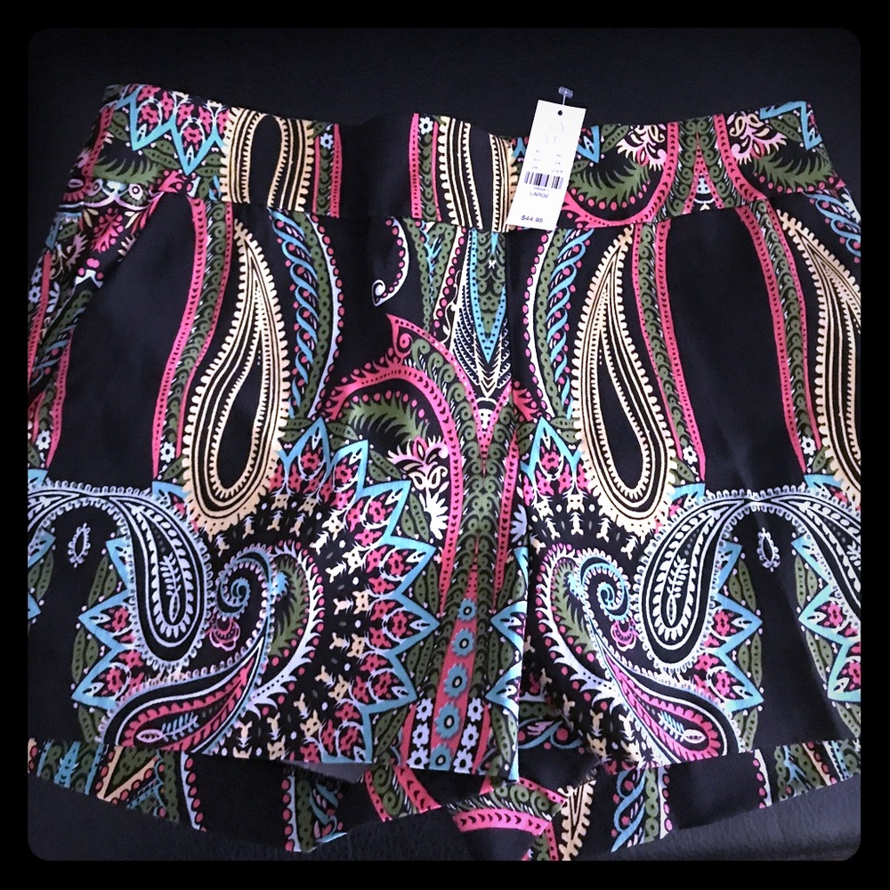 Brand new  adorable Paisley Shorts