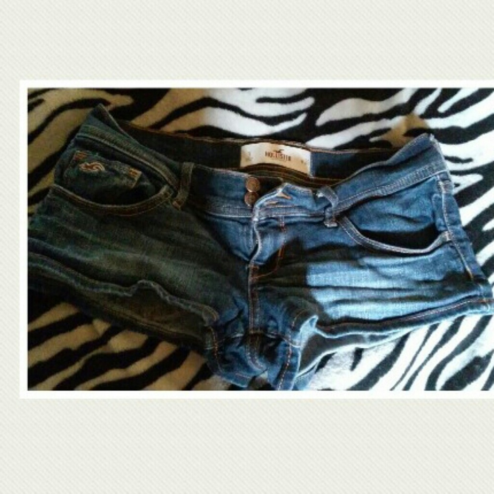 Hollister shorts