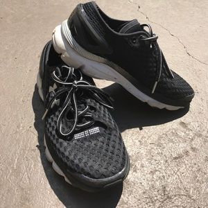 Under Armor Sneakers