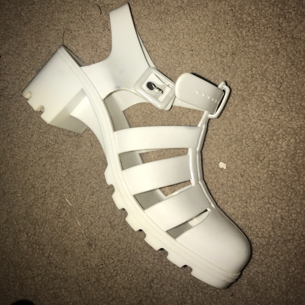 Jelly shoes never worn