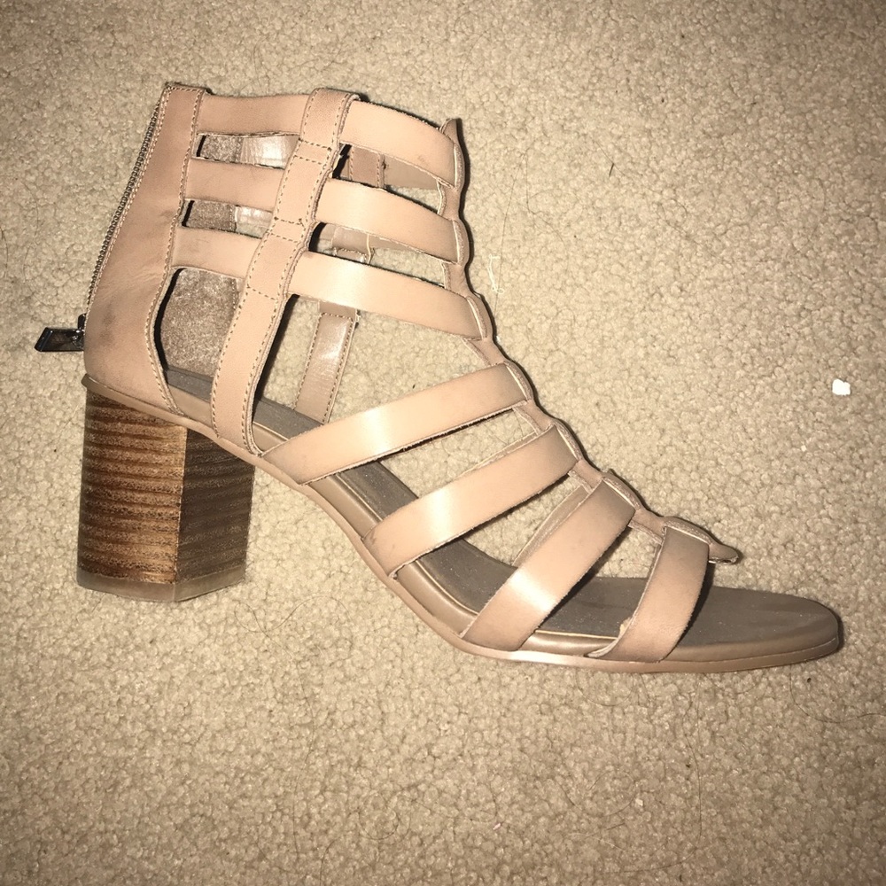 Worn once and in perfect condition
