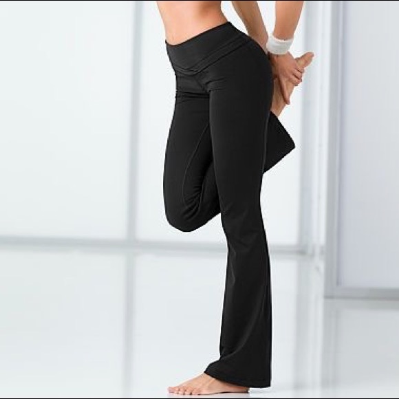 flared workout pants