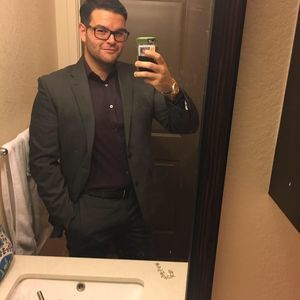 Meet your Posher, Adrian