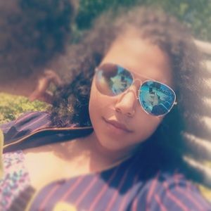 Meet your Posher, Nadja