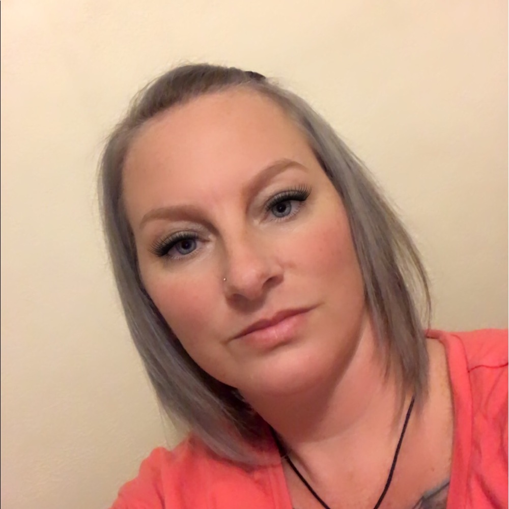 Meet your Posher, Theresa
