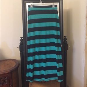 🚨2 for $5🚨Maxi skirt