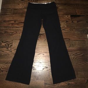 ❤️ Lululemon yoga flare pants! ❤️