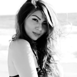 Meet your Posher, Carmela