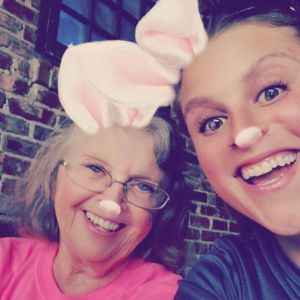 Meet your Posher, Loren