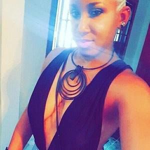 Meet your Posher, Carlia d