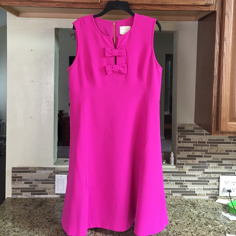 Kate spade kite bow crepe dress.