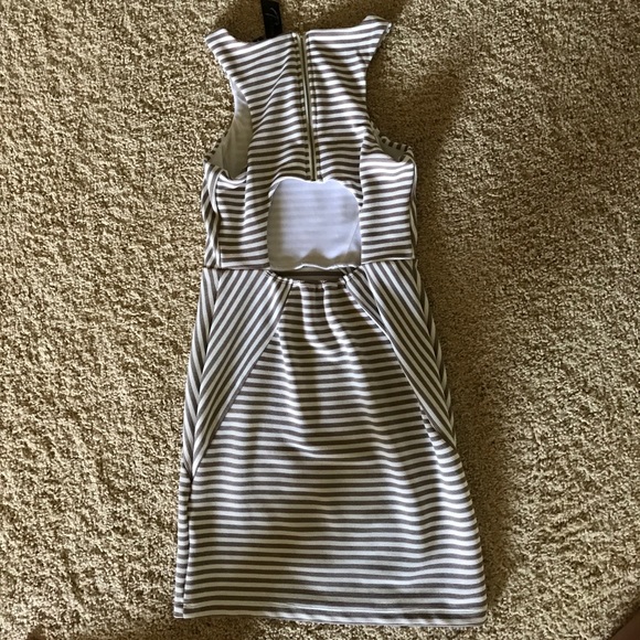 Trini Open Back Bodycon - Picture 2 of 2