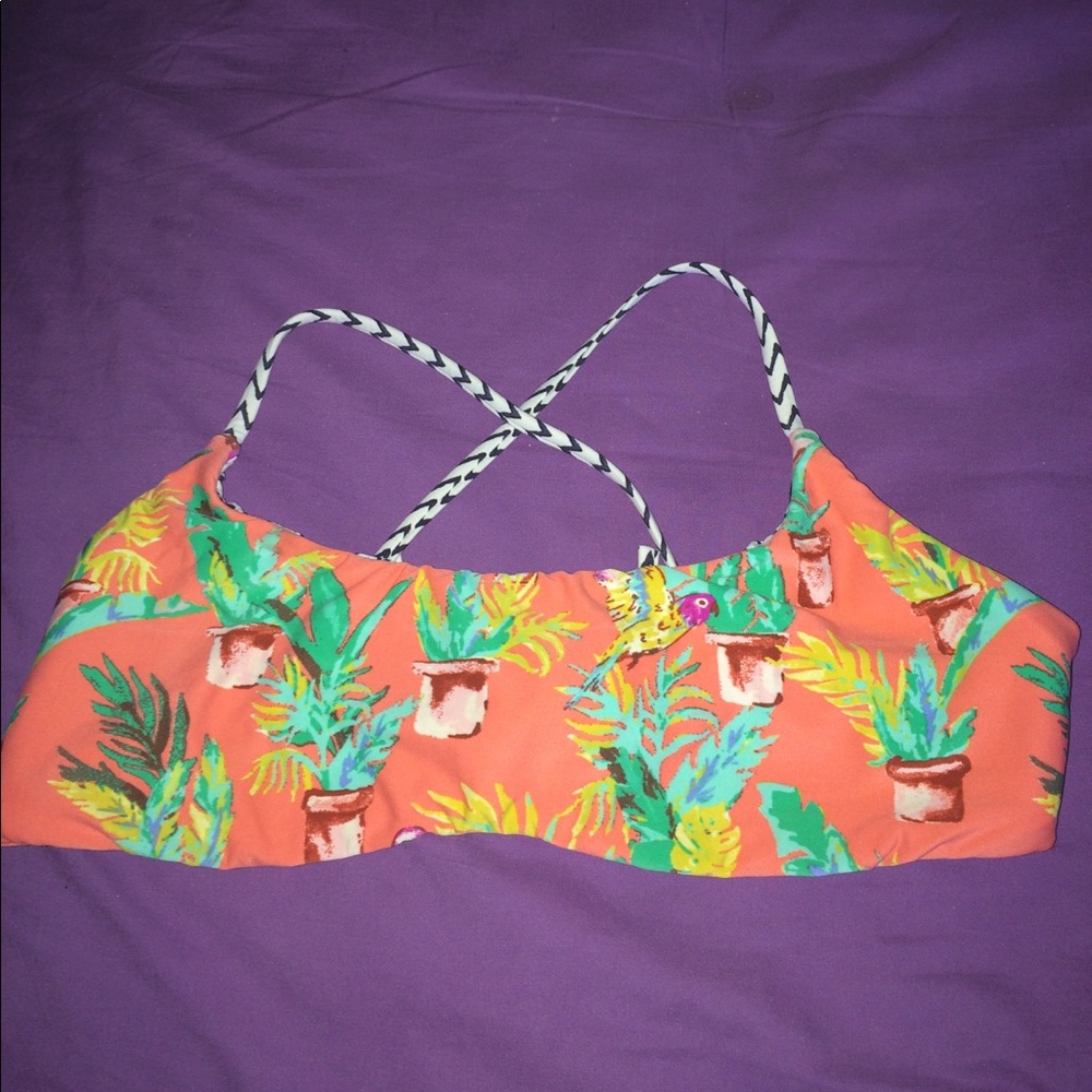 Reversible billabong bikini top