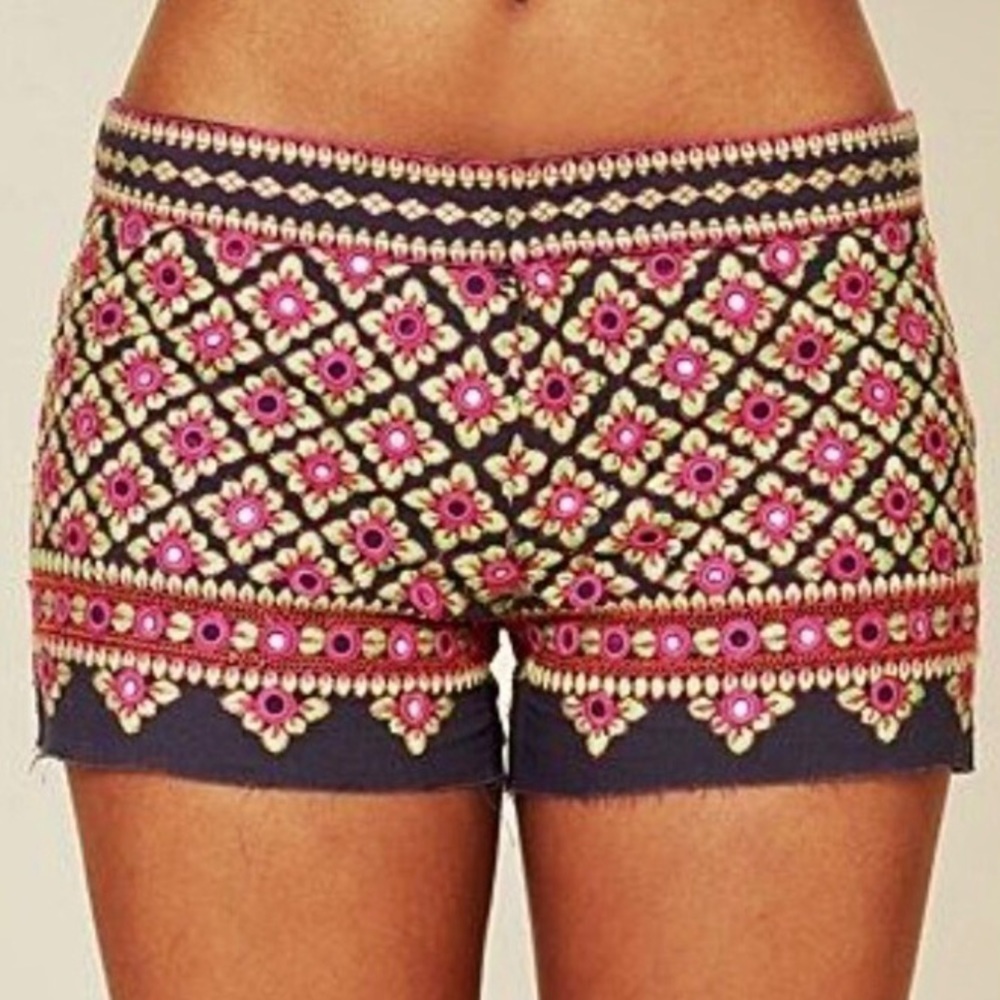 Free People embroidered shorts size 0