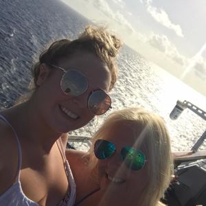 Meet your Posher, Jackie