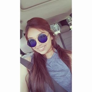 Meet your Posher, Jenny