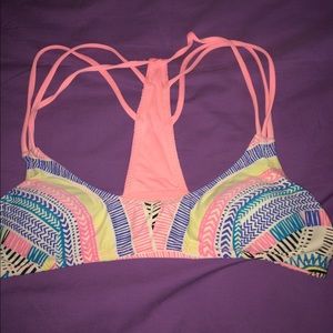 Colorful ripcurl top