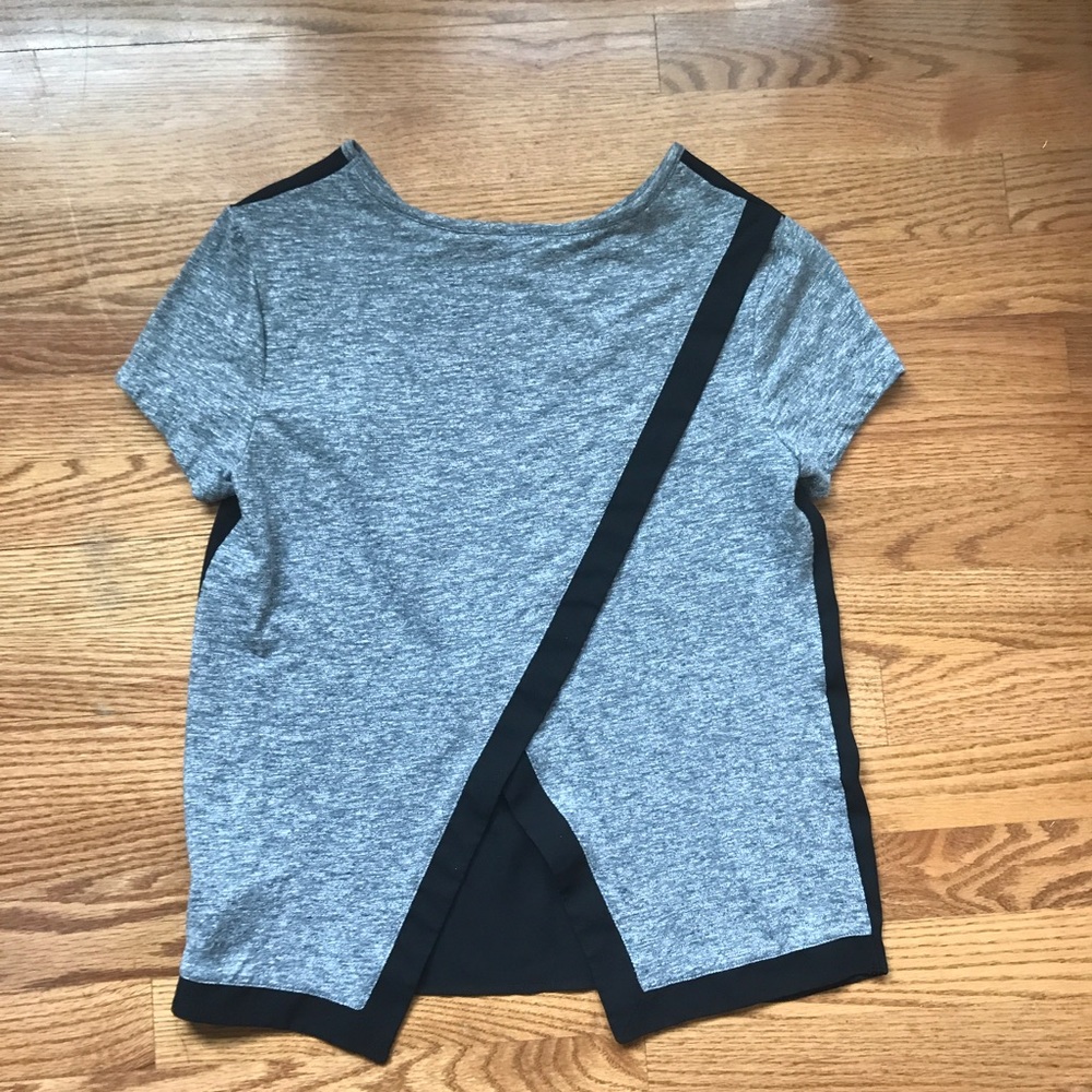 Express split back top - Picture 2 of 3