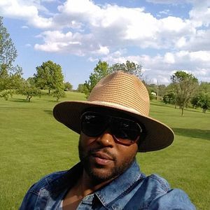 Meet your Posher, Justin