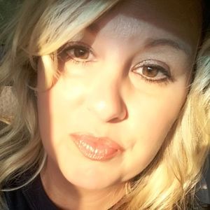 Meet your Posher, Aimee