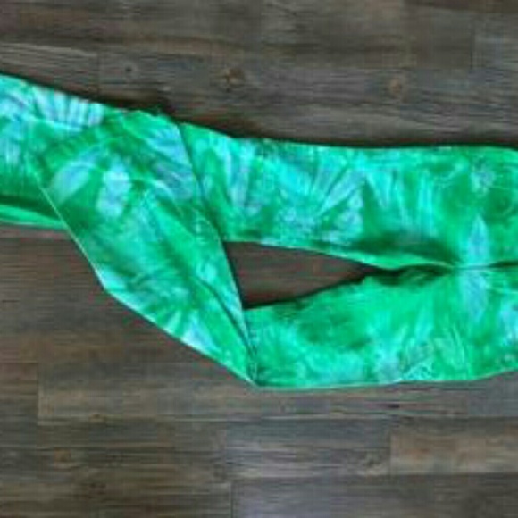 fallon taylor tie dye jeans