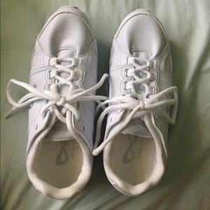 Nfinity cheer shoes