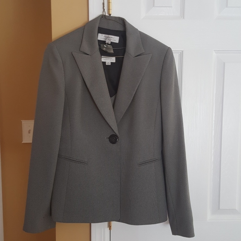 3 piece skirt suit